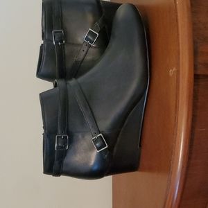 Ninewest wedge ankle boots  size 8m